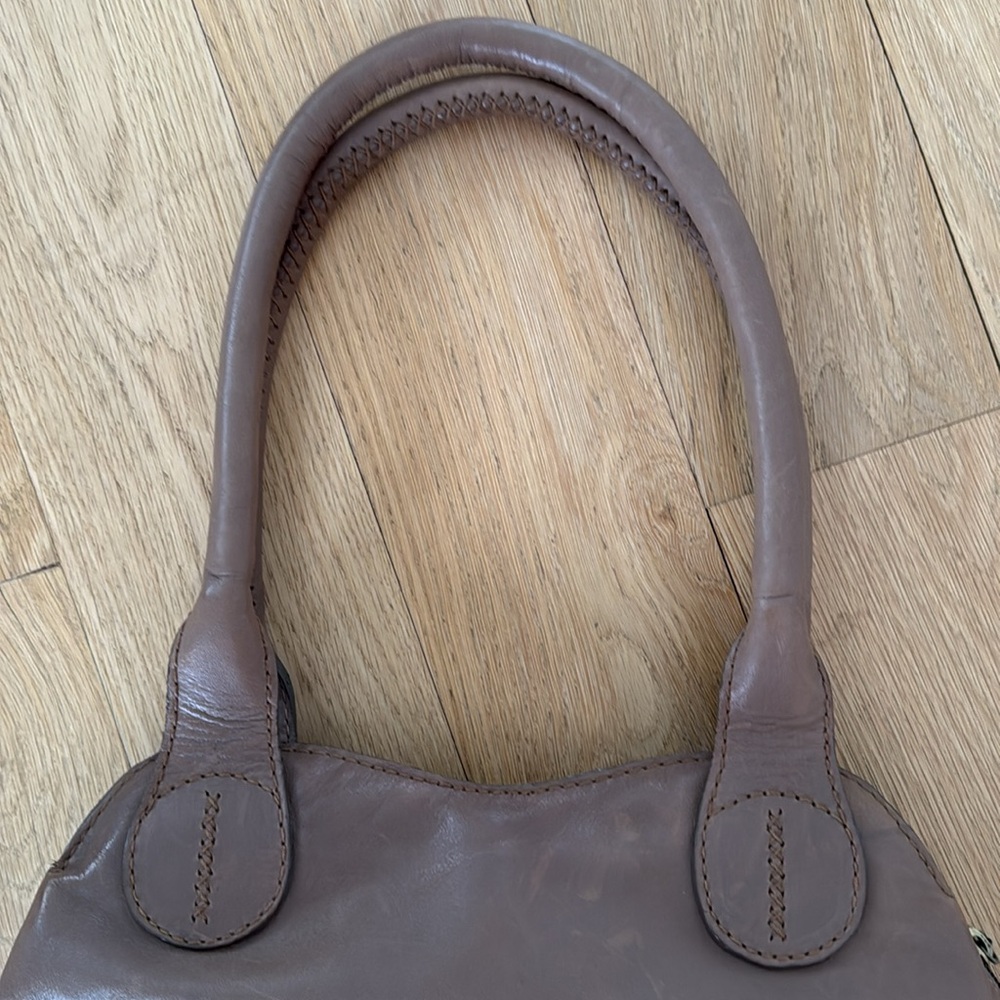 New Bussola Louisa Leather Purse - Picture 6 of 8